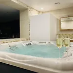 Un Moment Hors Du Temps - Jacuzzi - Billard -baby-foot- Parking - 167