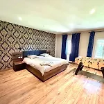 Un Moment Hors Du Temps - Jacuzzi - Billard -baby-foot- Parking - 167 Apartamento