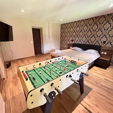 Un Moment Hors Du Temps - Jacuzzi - Billard -baby-foot- Parking - 167 * روان