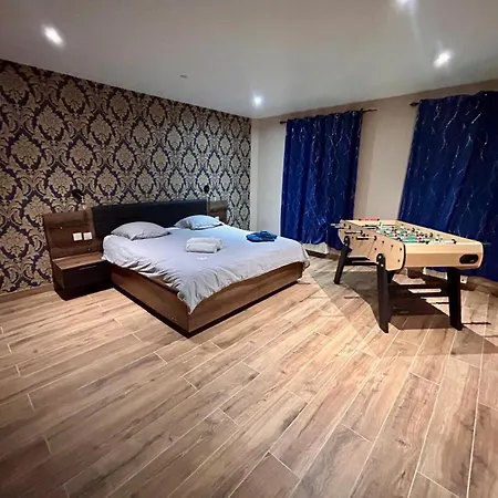 Un Moment Hors Du Temps - Jacuzzi - Billard -baby-foot- Parking - 167 Appartamento *